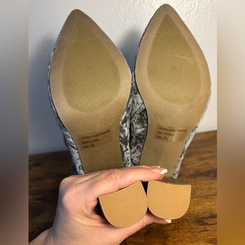 Gray Velvet Like Pointed Bootie with Heel NWOT - Picture 5 of 8